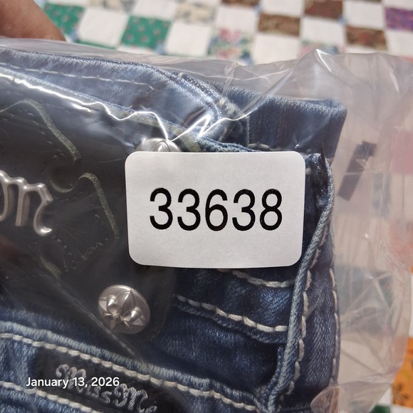 Miss Me Mid Rise Boot Cut Blue Jeans Size 25 Fleur De Lis Studded Embroidered - Picture 13 of 13